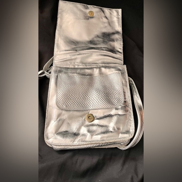 Bags by Pinky Genuine Leather Silver Studded VTG 80s Crossbody Purse USA Made - Picture 7 of 17